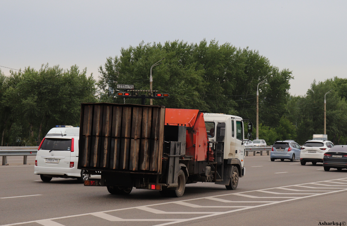 Красноярский край, № С 233 ОС 124 — Hyundai Mega Truck HD120