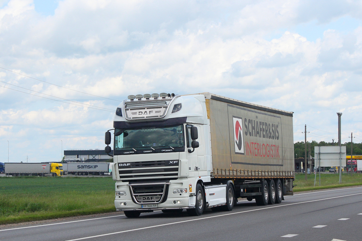 Харьковская область, № АХ 0666 ВА — DAF XF105 FT