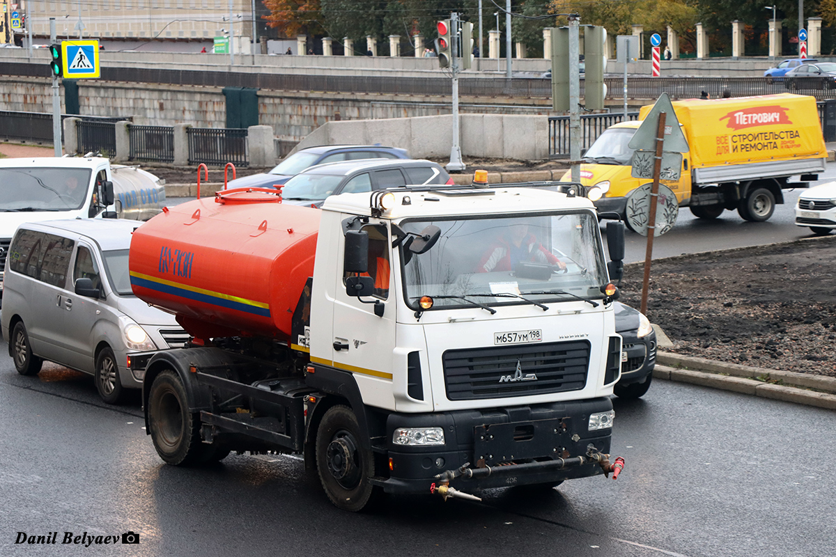 Санкт-Петербург, № М 657 УМ 198 — МАЗ-4381C0