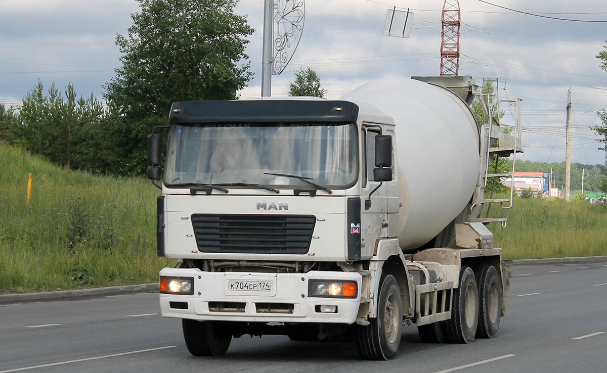 Челябинская область, № К 704 СР 174 — Shaanxi Shacman F2000 SX525x