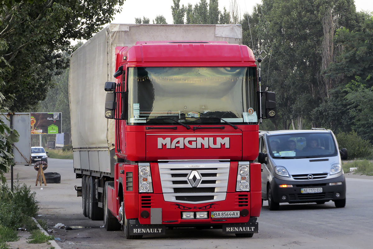 Кировоградская область, № ВА 8564 АХ — Renault Magnum E-Tech ('2001)