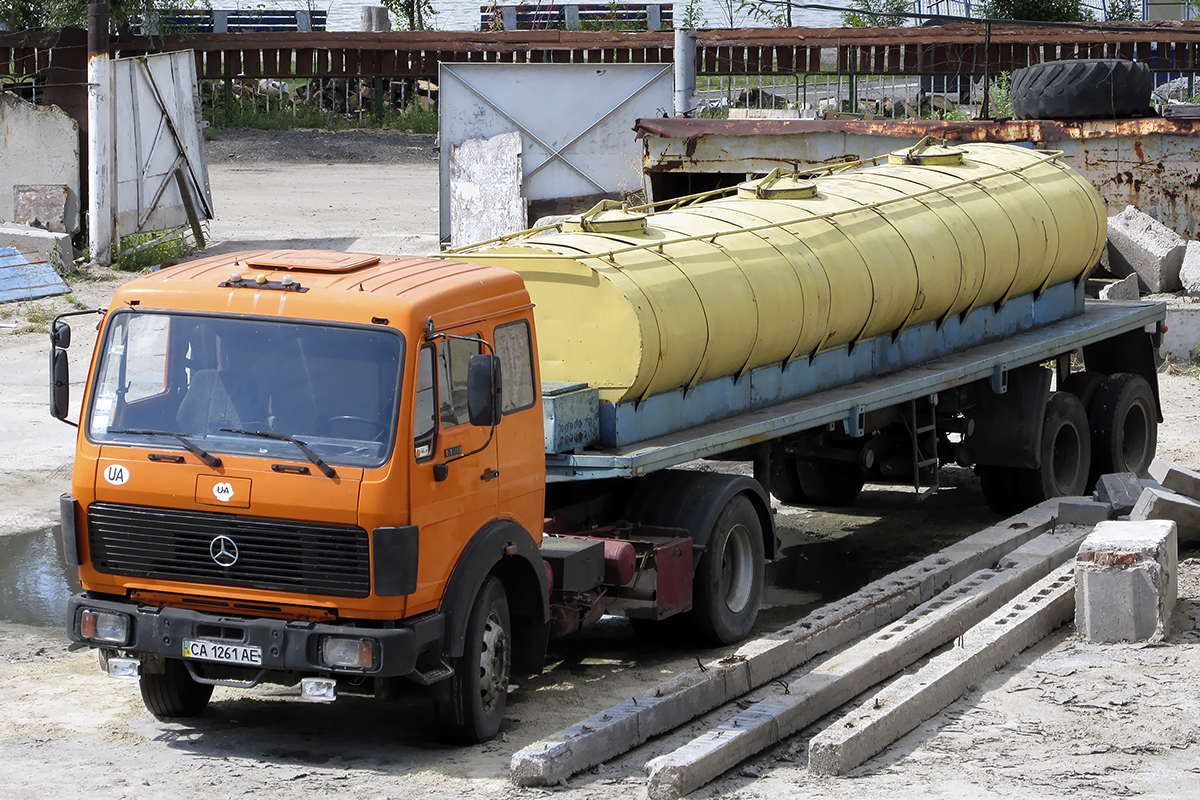 Черкасская область, № СА 1261 АЕ — Mercedes-Benz NG (общ. мод.)