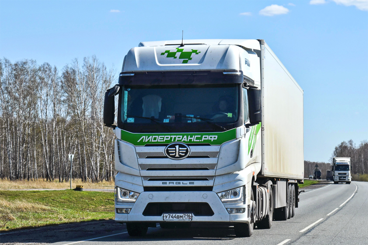 Татарстан, № У 744 ВМ 716 — FAW J7 Eagle CA4180
