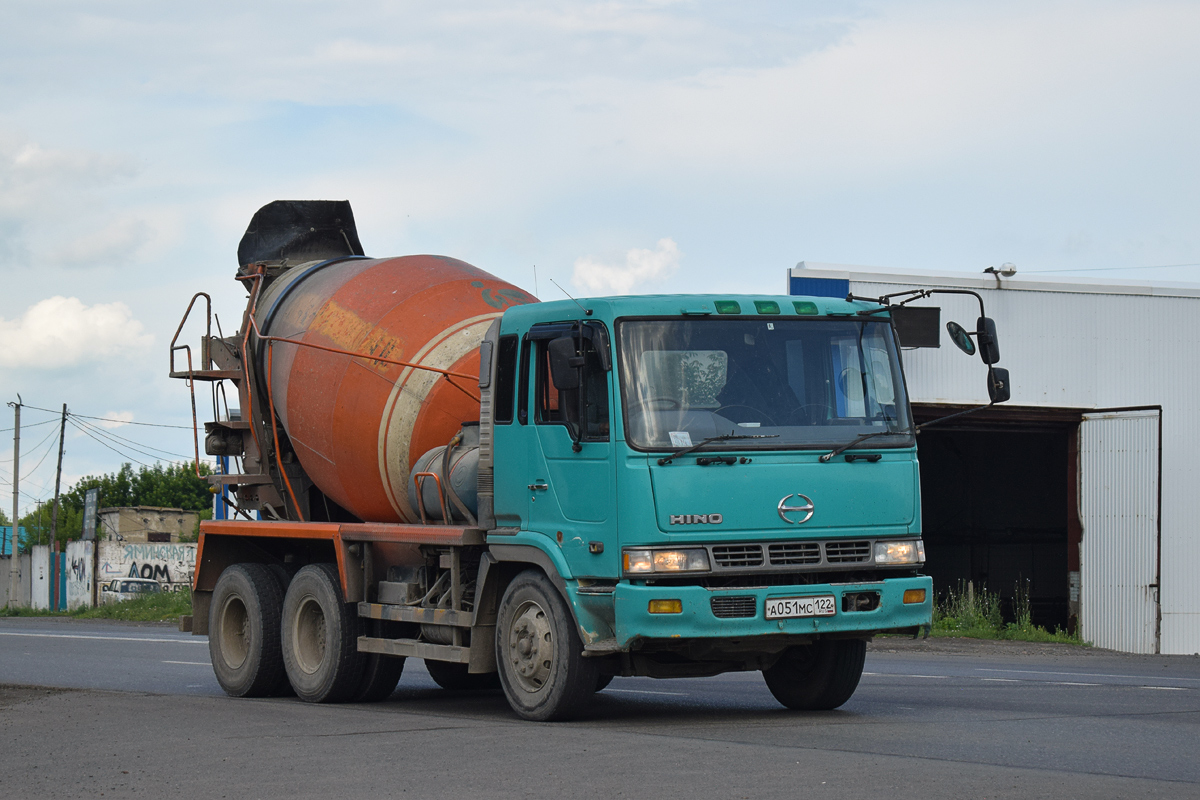 Алтайский край, № А 051 МС 122 — Hino Profia