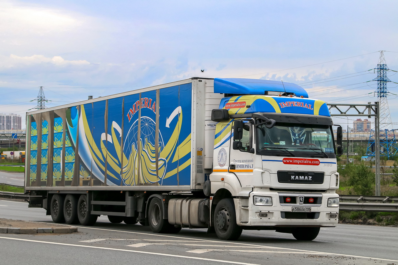 Санкт-Петербург, № А 586 ОЕ 198 — КамАЗ-5490-S5(87)