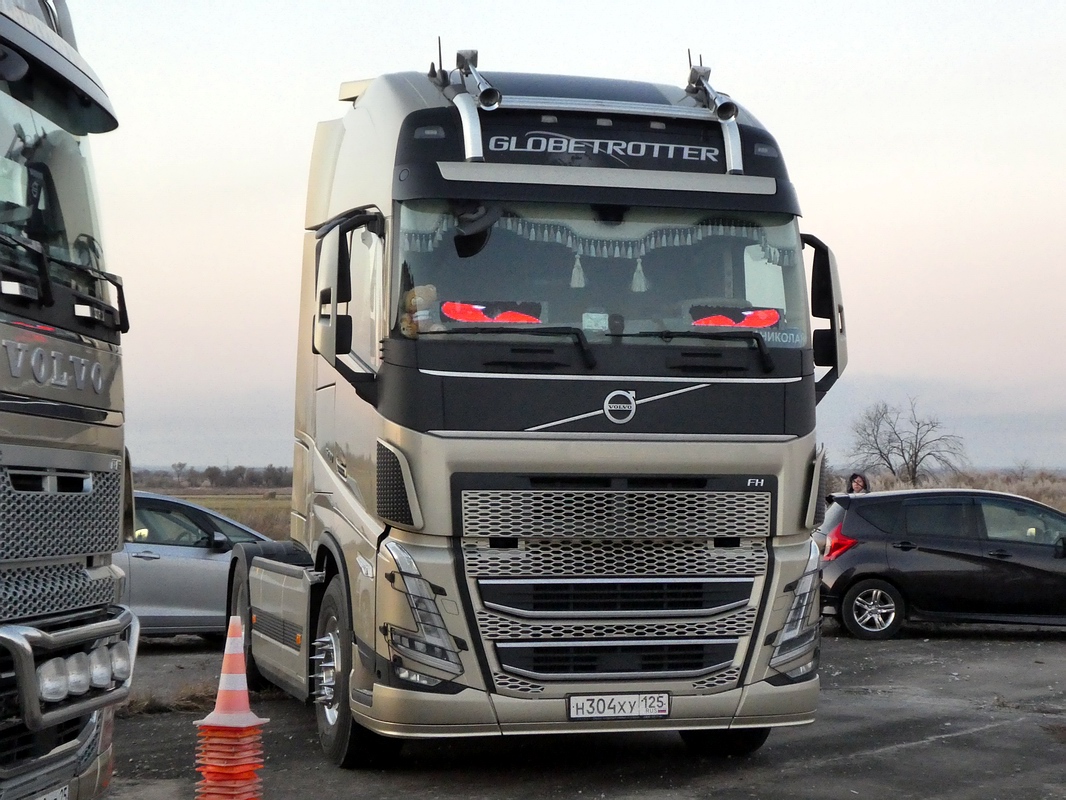 Приморский край, № Н 304 ХУ 125 — Volvo ('2020) FH.500