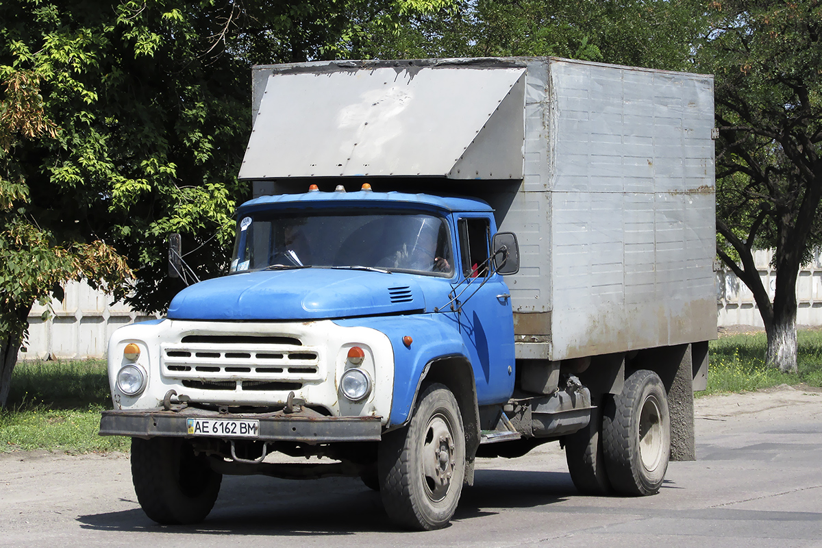 Днепропетровская область, № АЕ 6162 ВМ — ЗИЛ-431412