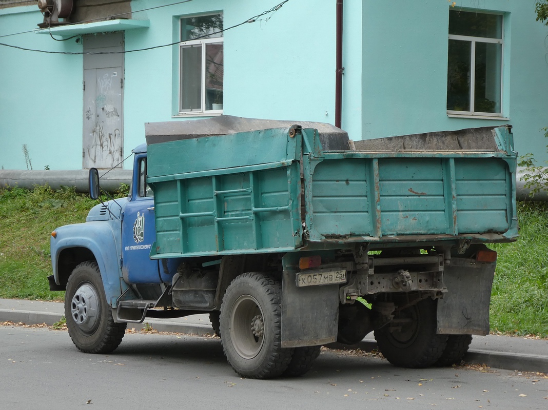 Приморский край, № Х 057 МВ 25 — ЗИЛ-495810