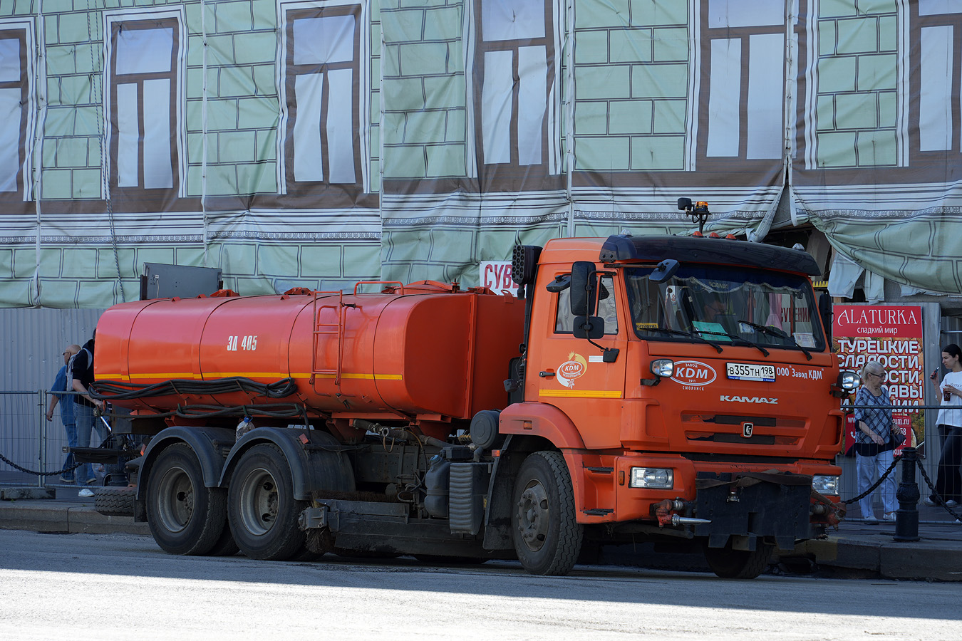 Санкт-Петербург, № В 355 ТН 198 — КамАЗ-65115-A5(48)