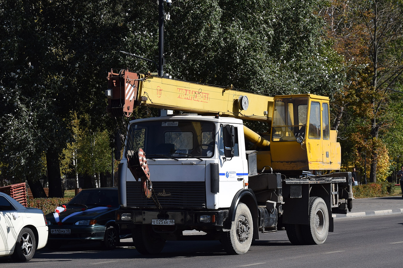 Липецкая область, № Е 025 АК 48 — МАЗ-533702
