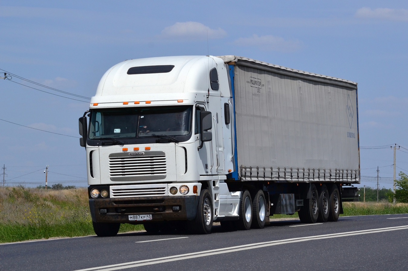 Кировская область, № М 887 КР 43 — Freightliner Argosy