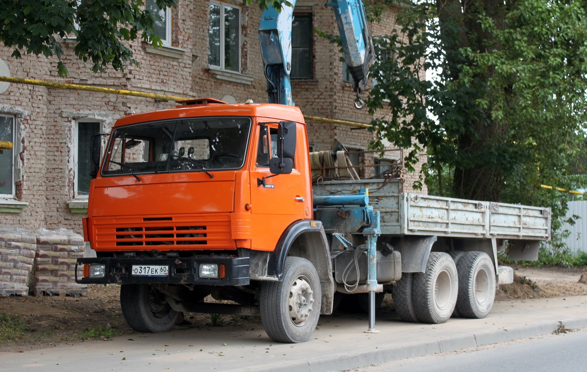 Псковская область, № О 317 ЕК 60 — КамАЗ-53215 [532150]