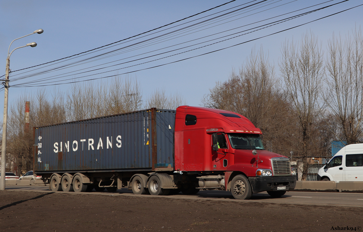 Красноярский край, № А 277 ТХ 124 — Freightliner Century Class