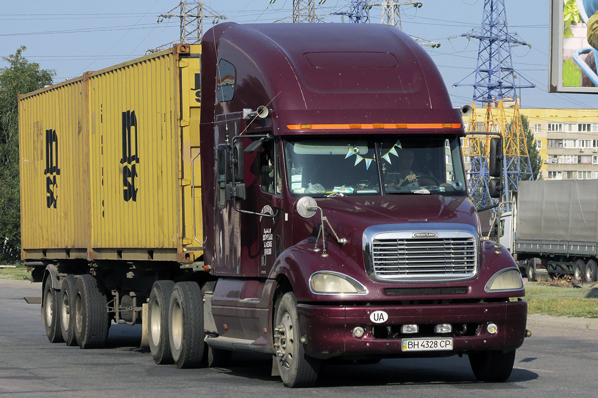 Одесская область, № ВН 4328 СР — Freightliner Columbia