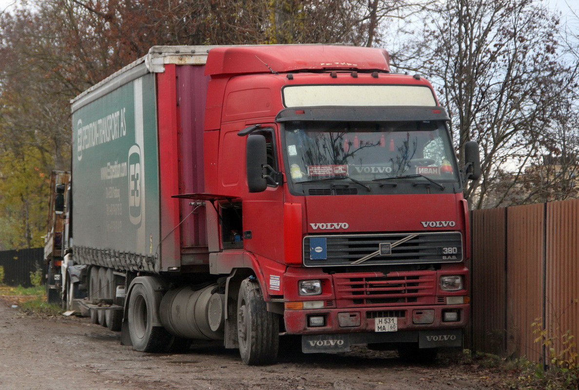 Псковская область, № Н 531 МА 60 — Volvo ('1993) FH12.380
