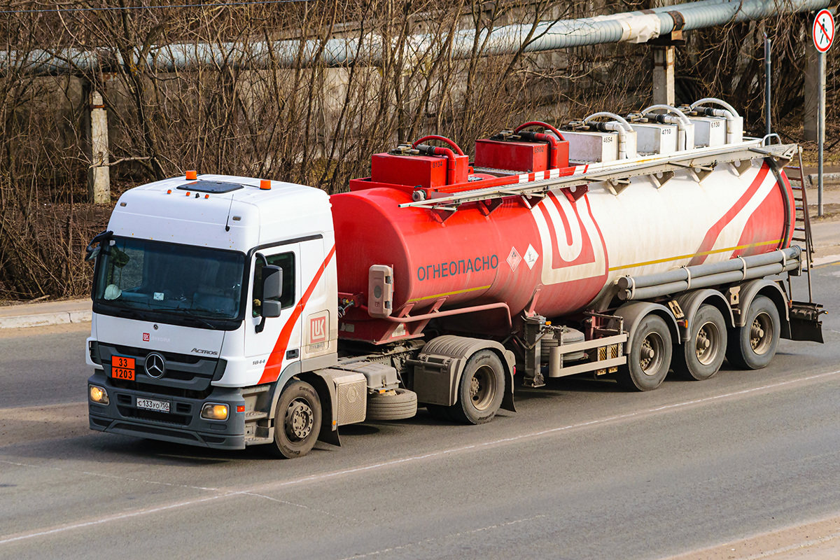 Московская область, № С 133 УО 750 — Mercedes-Benz Actros '09 1844 [Z9M]