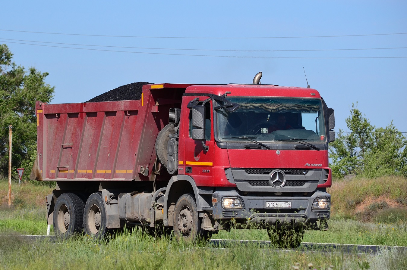 Волгоградская область, № В 106 НО 134 — Mercedes-Benz Actros '09 3336 [Z9M]