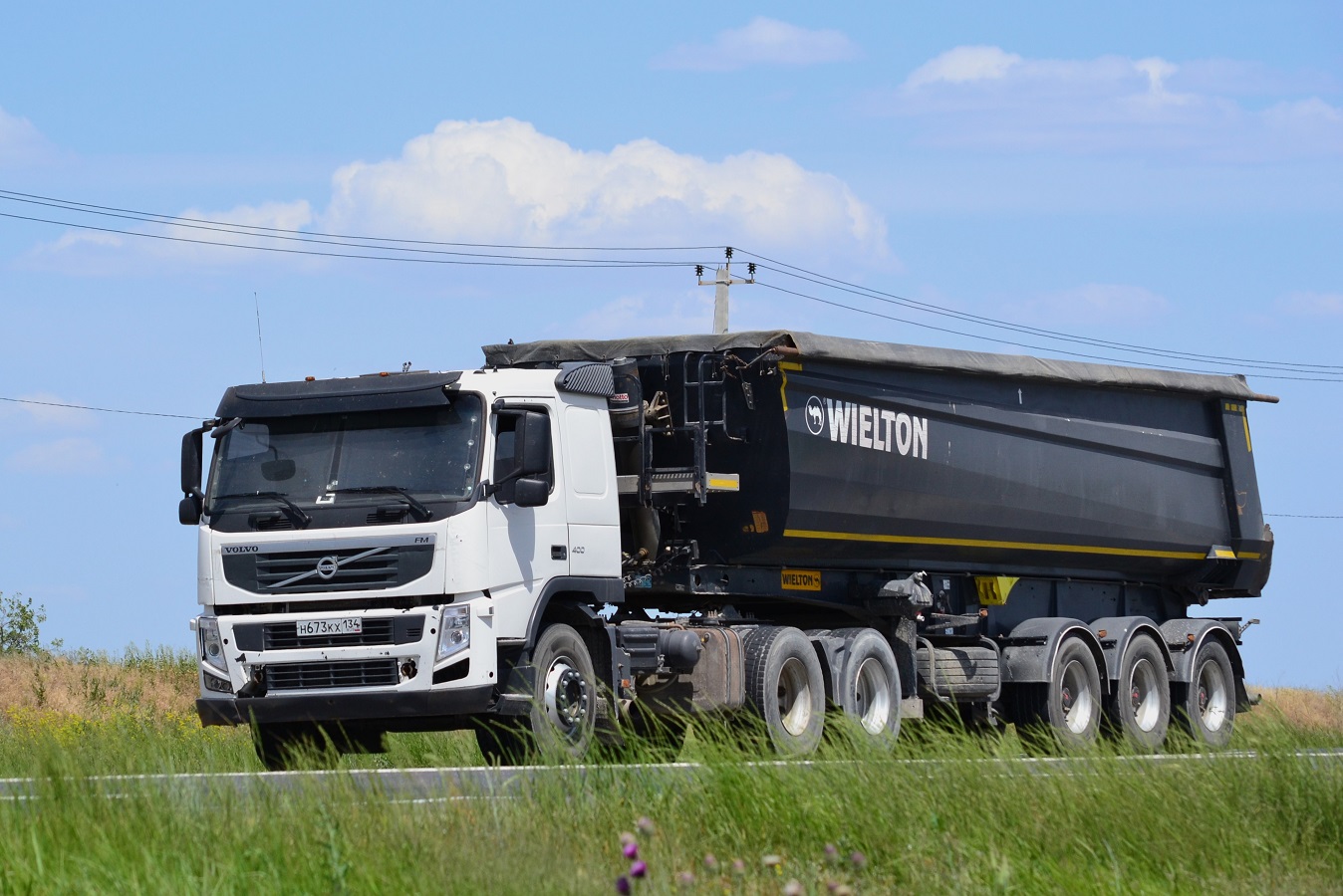 Волгоградская область, № Н 673 КХ 134 — Volvo ('2010) FM.400 [X9P]