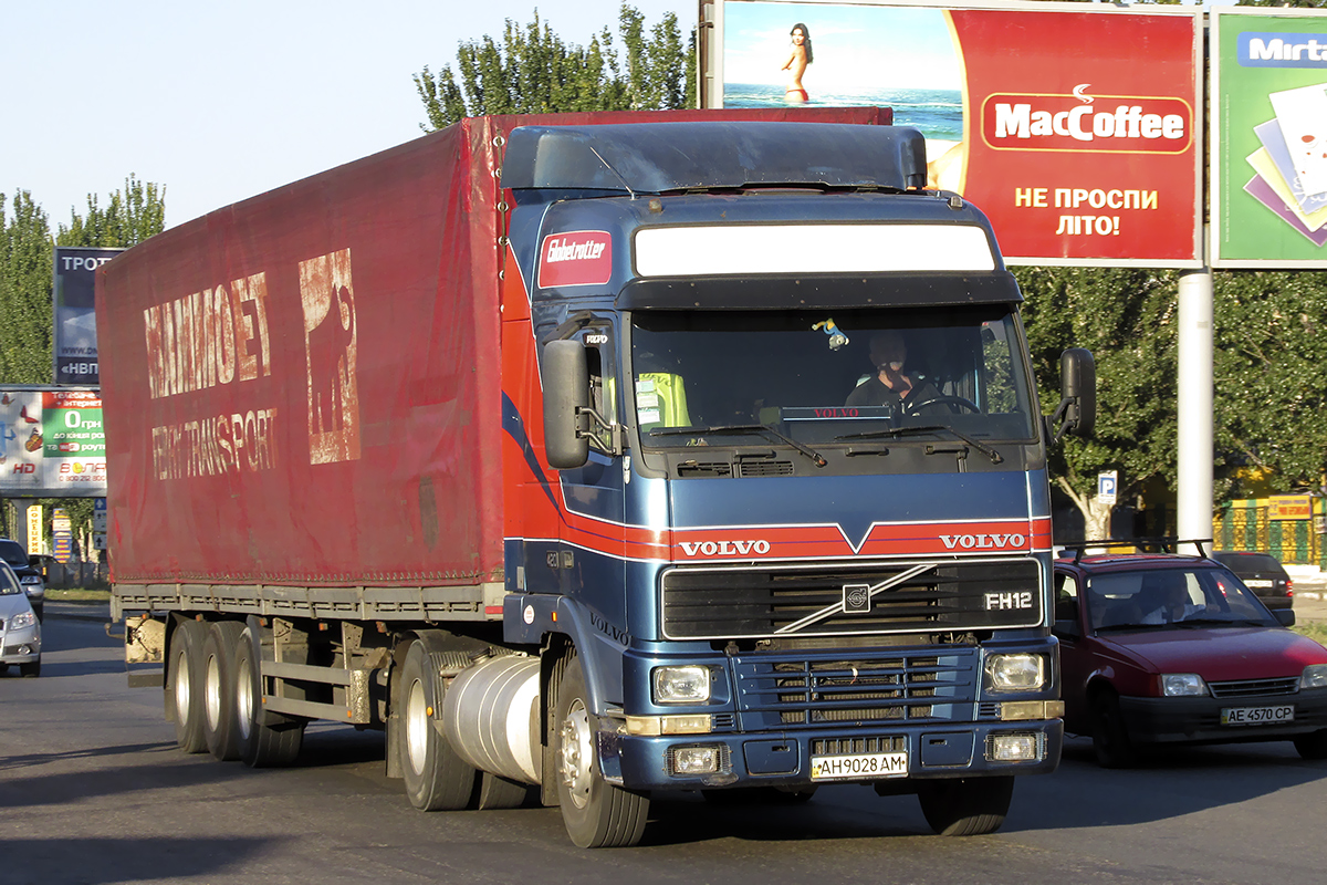 Донецкая область, № АН 9028 АМ — Volvo ('1993) FH12.420