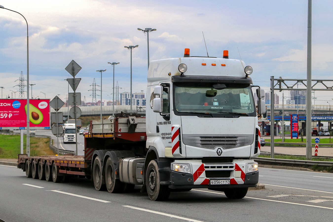 Ленинградская область, № В 056 СТ 47 — Renault Premium Lander [X9P]