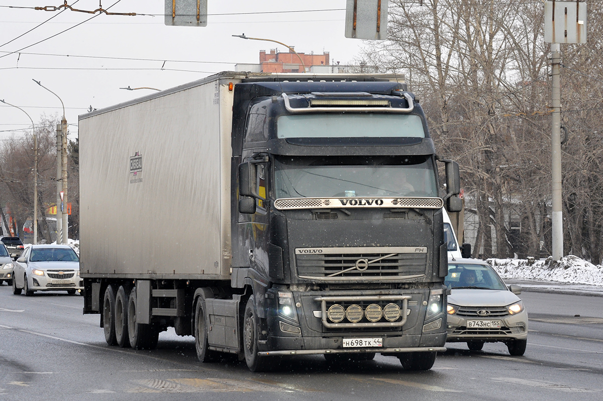 Костромская область, № Н 698 ТК 44 — Volvo ('2008) FH.460