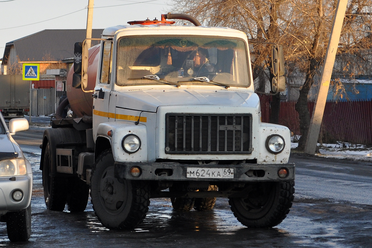 Омская область, № М 624 КА 69 — ГАЗ-3309