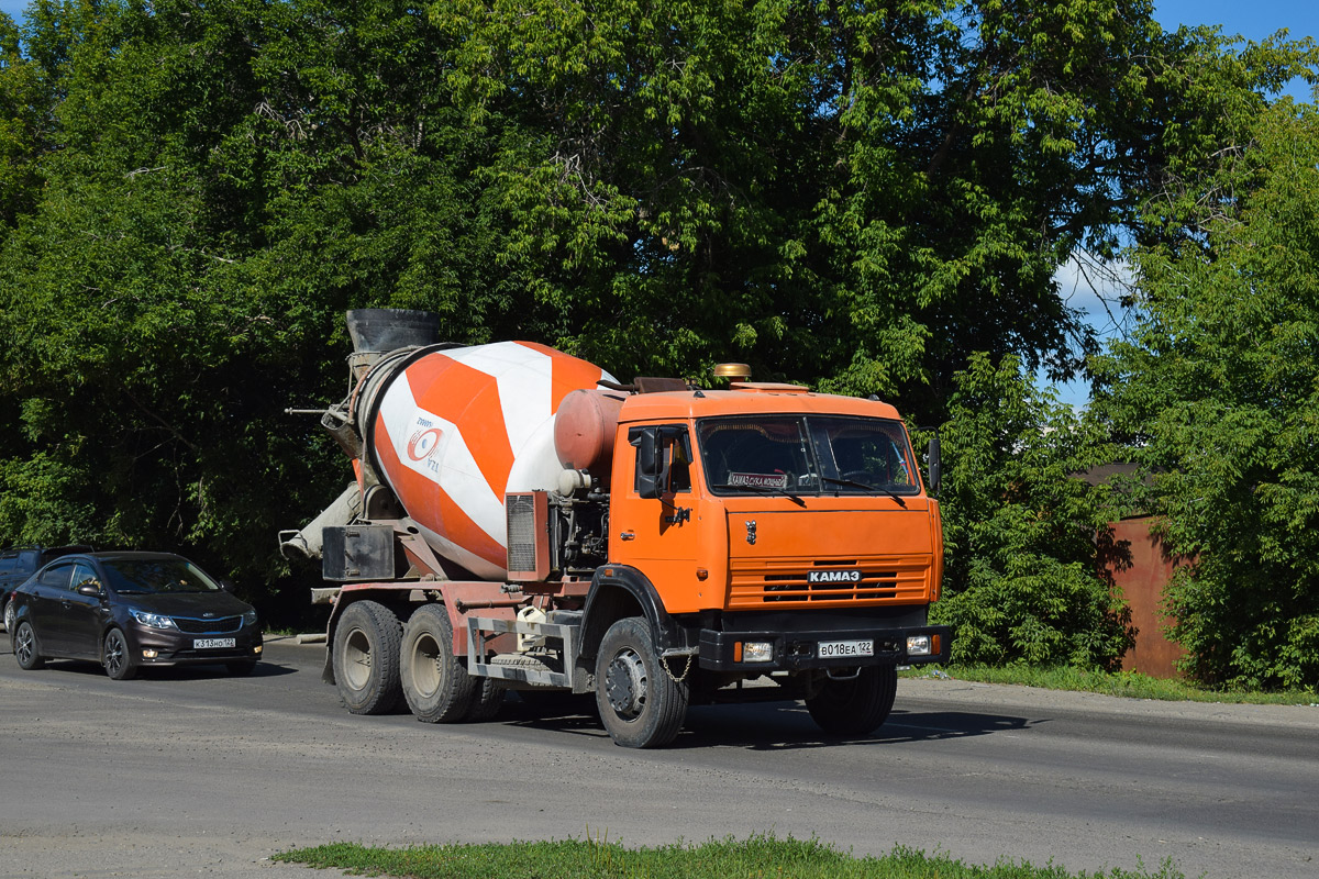 Алтайский край, № В 018 ЕА 122 — КамАЗ-53229-15 [53229R]