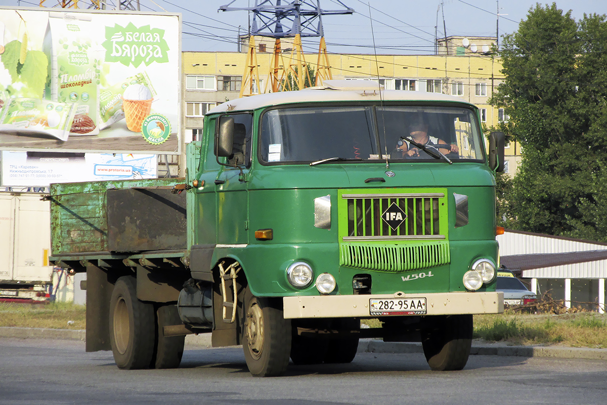 Днепропетровская область, № 282-95 АА — IFA W50L (общая модель)