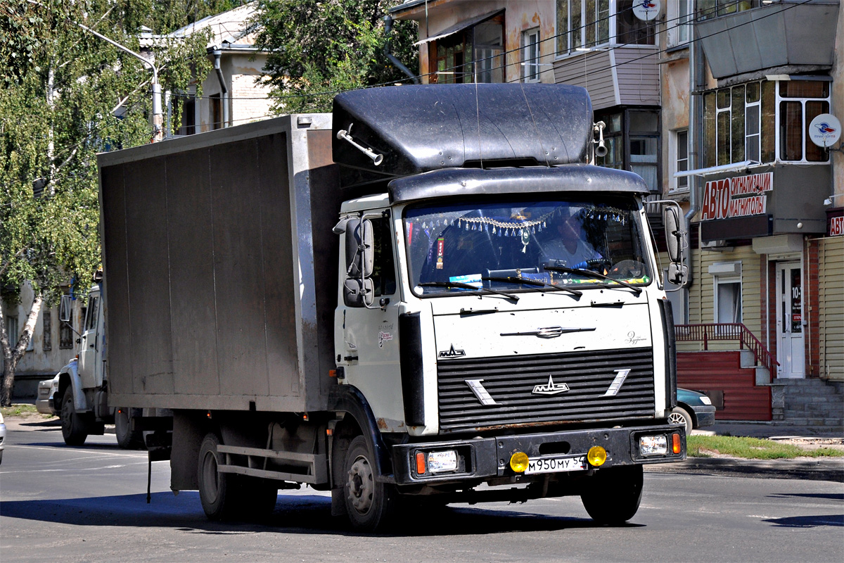 Новосибирская область, № М 950 МУ 54 — МАЗ-437040