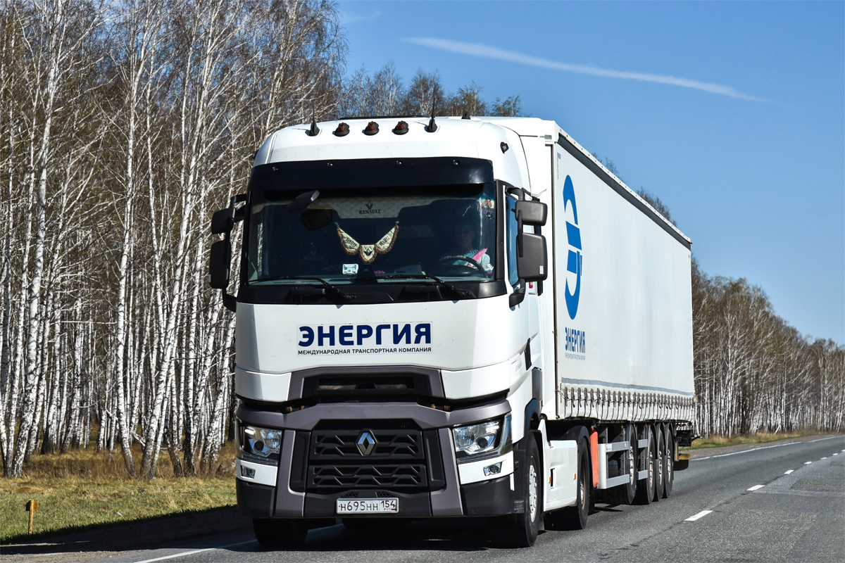 Новосибирская область, № Н 695 НН 154 — Renault T-Series ('2013)