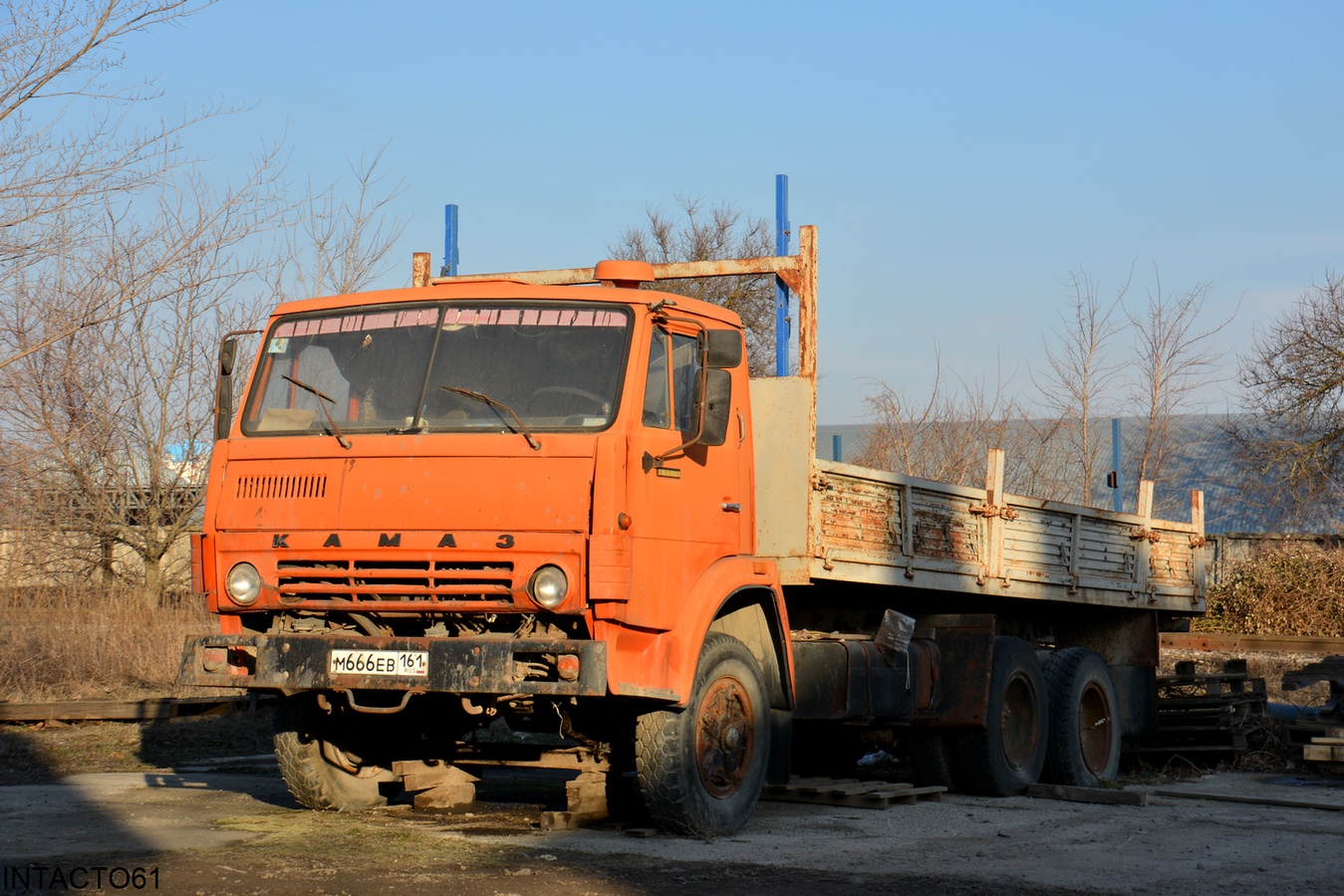 Ростовская область, № М 666 ЕВ 161 — КамАЗ-53213