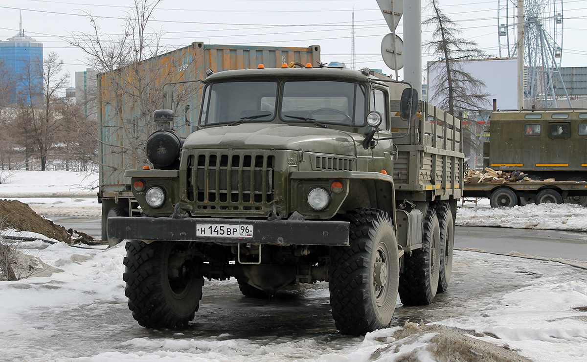 Свердловская область, № Н 145 ВР 96 — Урал-4320-10