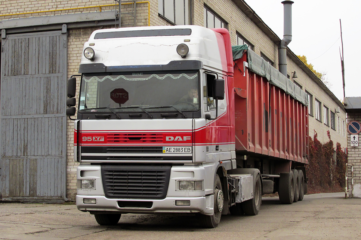 Днепропетровская область, № АЕ 2883 ЕВ — DAF 95XF FT