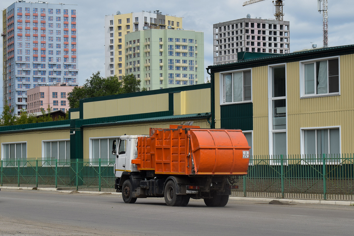 Алтайский край, № Х 318 УВ 22 — МАЗ-5340B2