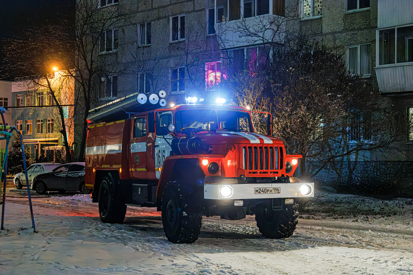 Свердловская область, № М 240 РН 196 — Урал-43206-61
