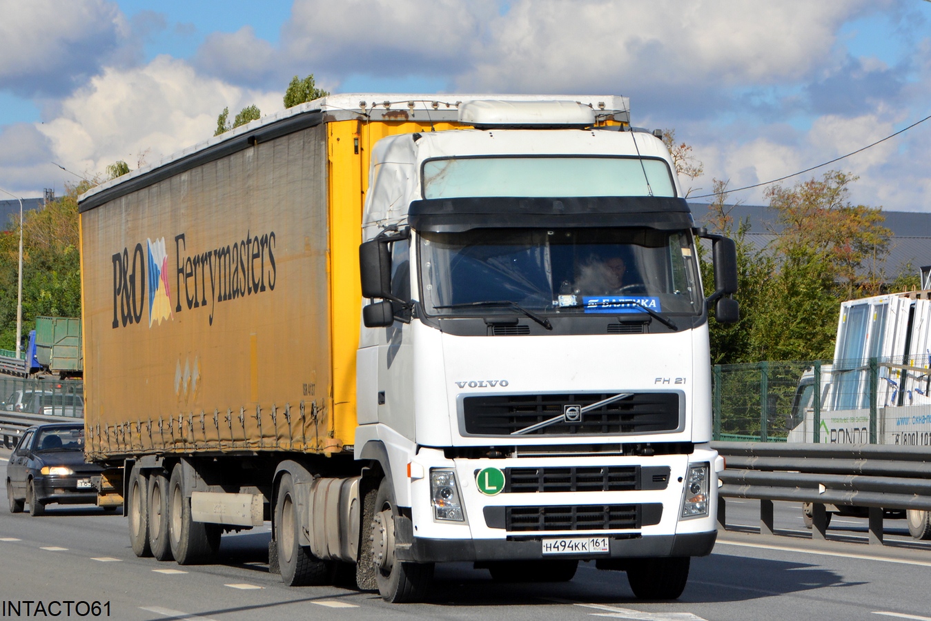 Ростовская область, № Н 494 КК 161 — Volvo ('2002) FH12.420