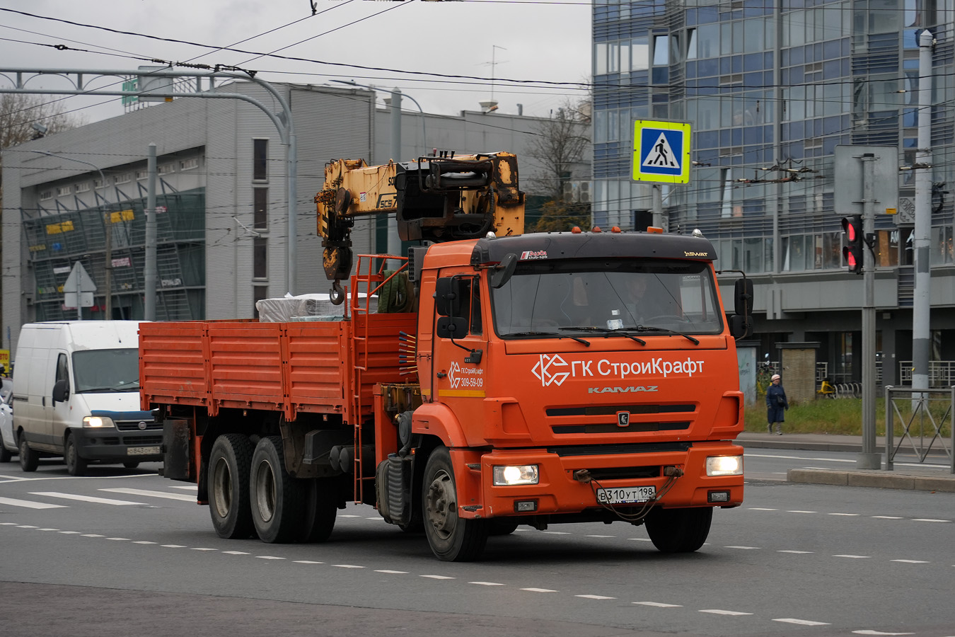 Санкт-Петербург, № В 310 УТ 198 — КамАЗ-65115 (общая модель)