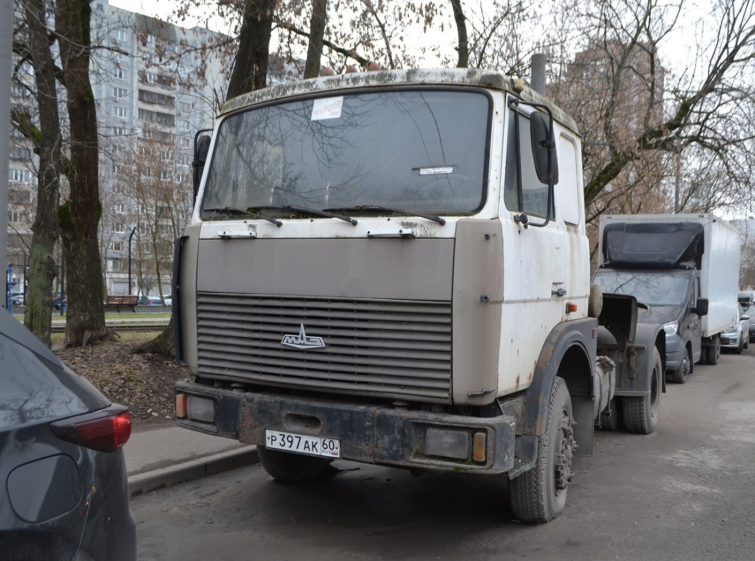 Псковская область, № Р 397 АК 60 — МАЗ-54323