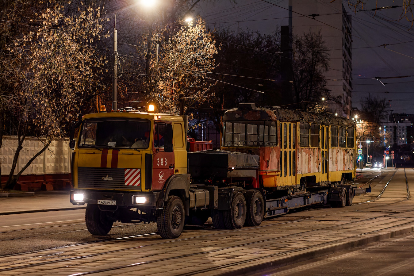 Москва, № 388 — МАЗ-642505