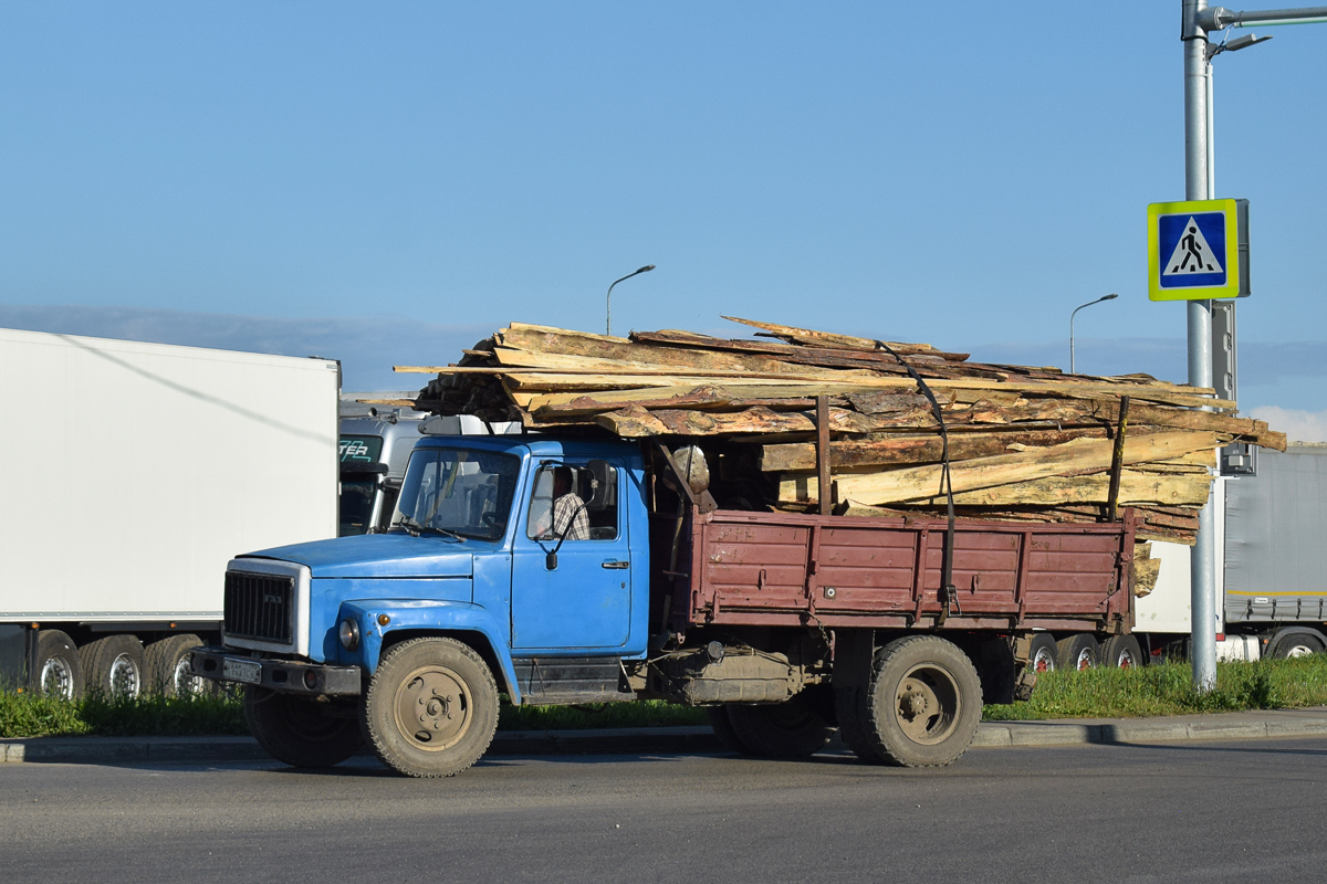 Алтайский край, № М 110 ТС 22 — ГАЗ-3307