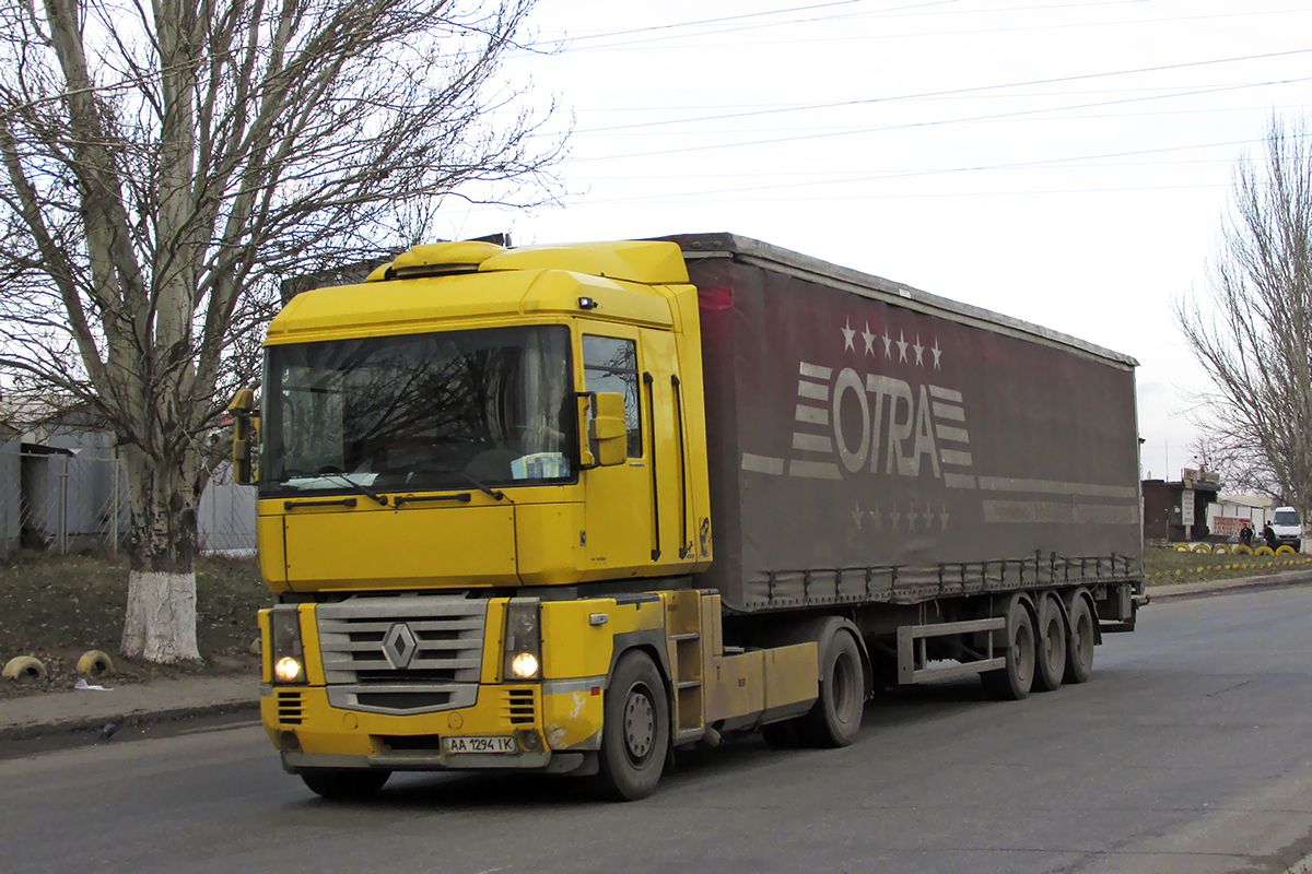 Киев, № АА 1294 ІК — Renault Magnum E-Tech ('2001)