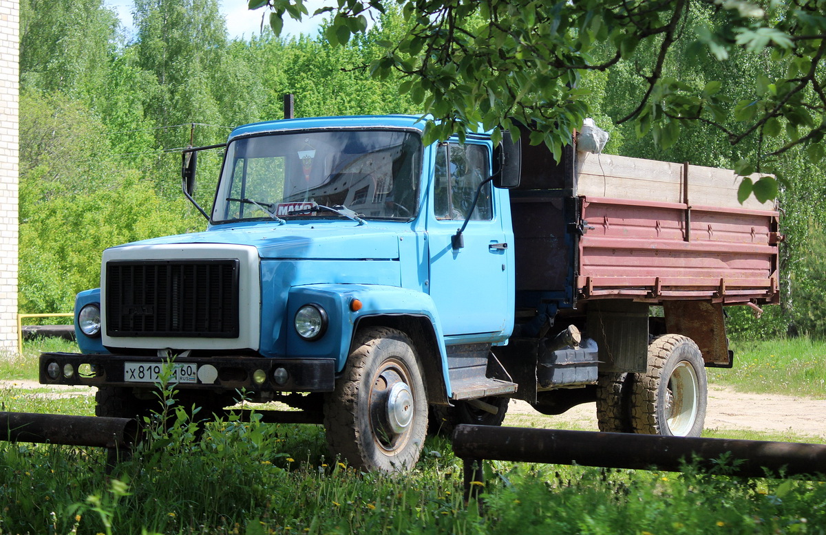Псковская область, № Х 819 ВМ 60 — ГАЗ-33072