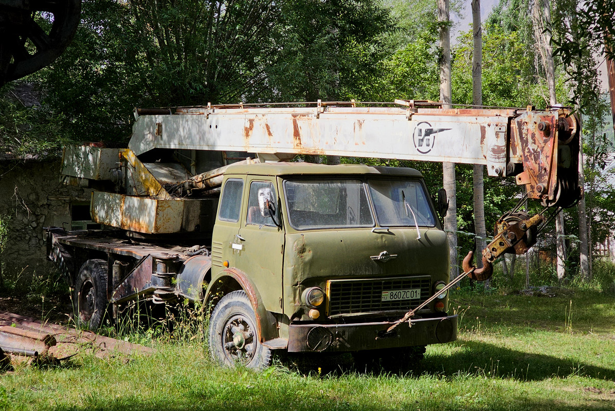 Таджикистан, № 860 ZC 01 — МАЗ-5334