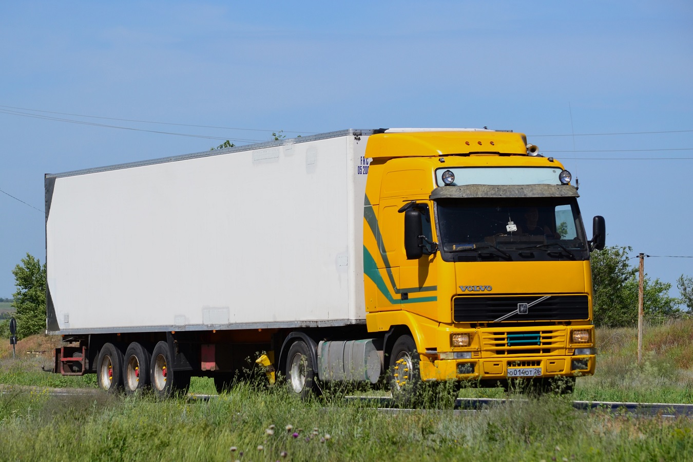 Ставропольский край, № О 014 ОТ 26 — Volvo ('1993) FH-Series