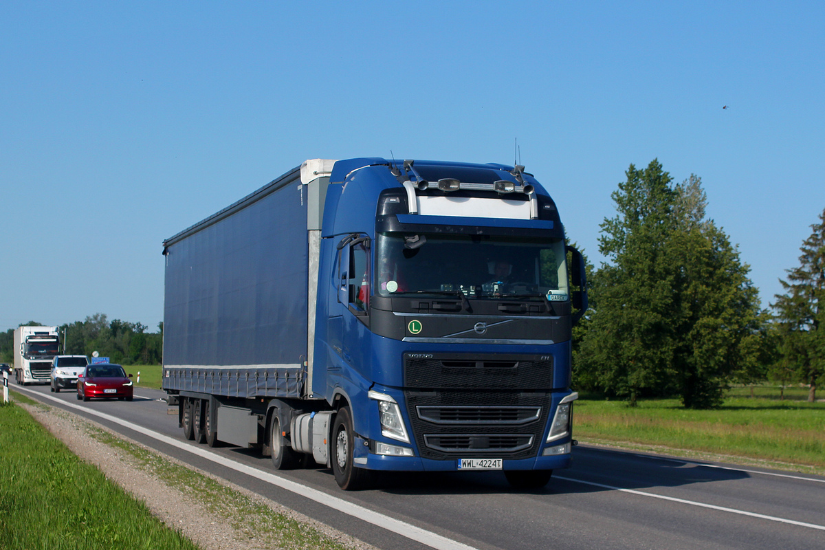 Польша, № WWL 4224T — Volvo ('2012) FH.460