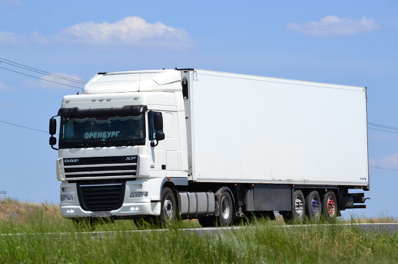 Оренбургская область, № В 257 МТ 156 — DAF XF105 FT