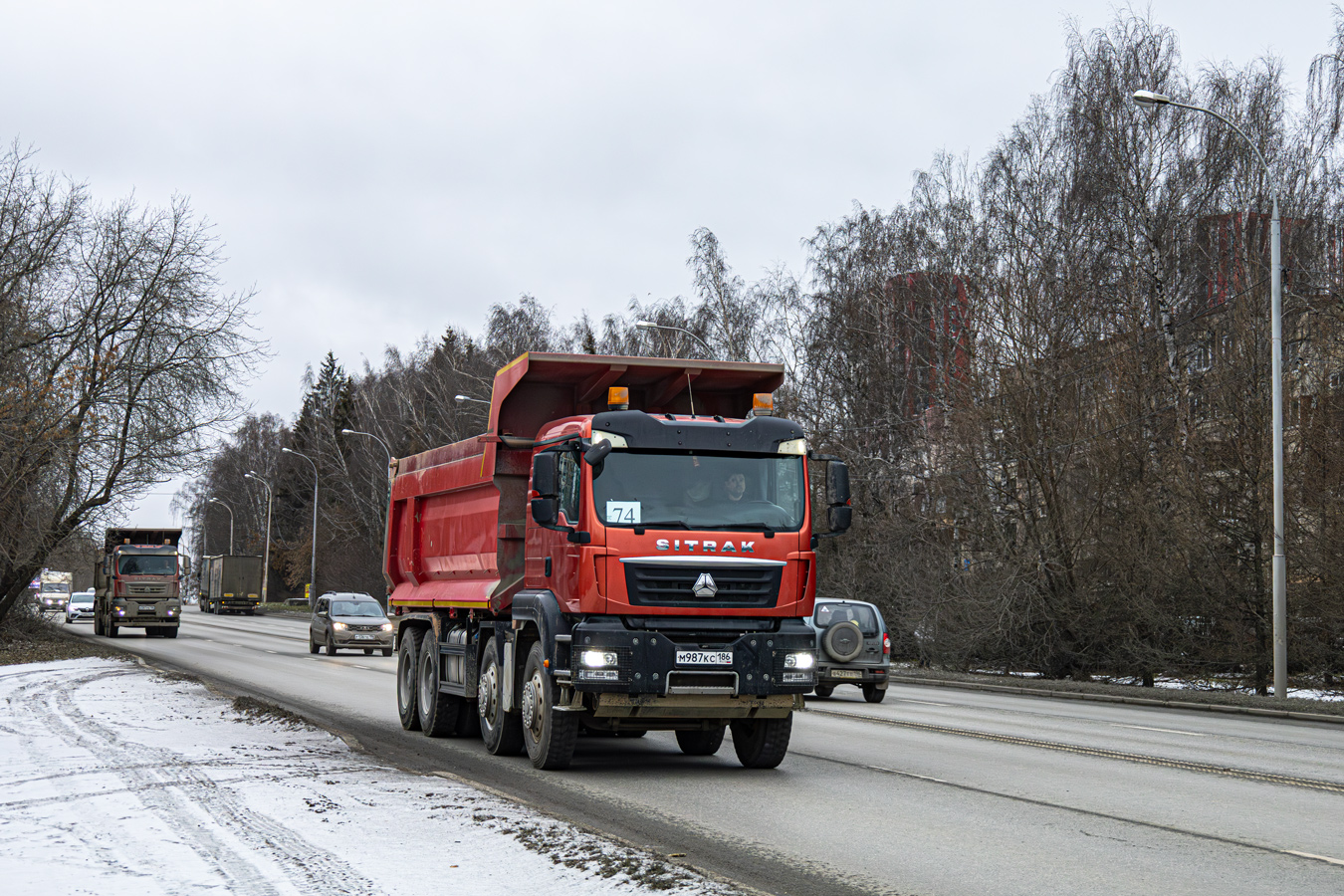 Ханты-Мансийский автоном.округ, № М 987 КС 186 — Sitrak C7H ZZ3316
