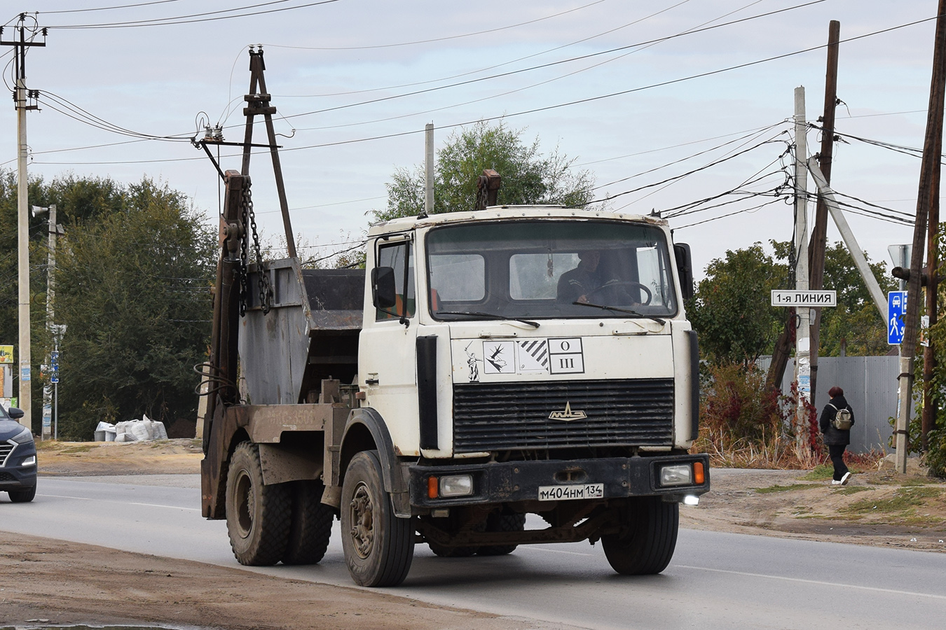Волгоградская область, № М 404 НМ 134 — МАЗ-555102