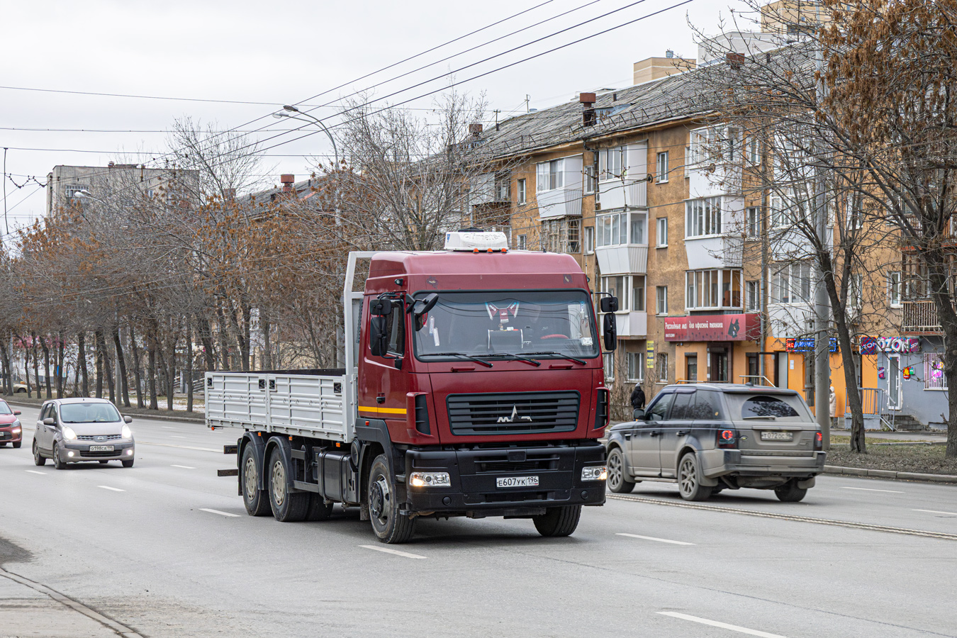 Свердловская область, № Е 607 УК 196 — МАЗ-6312H9
