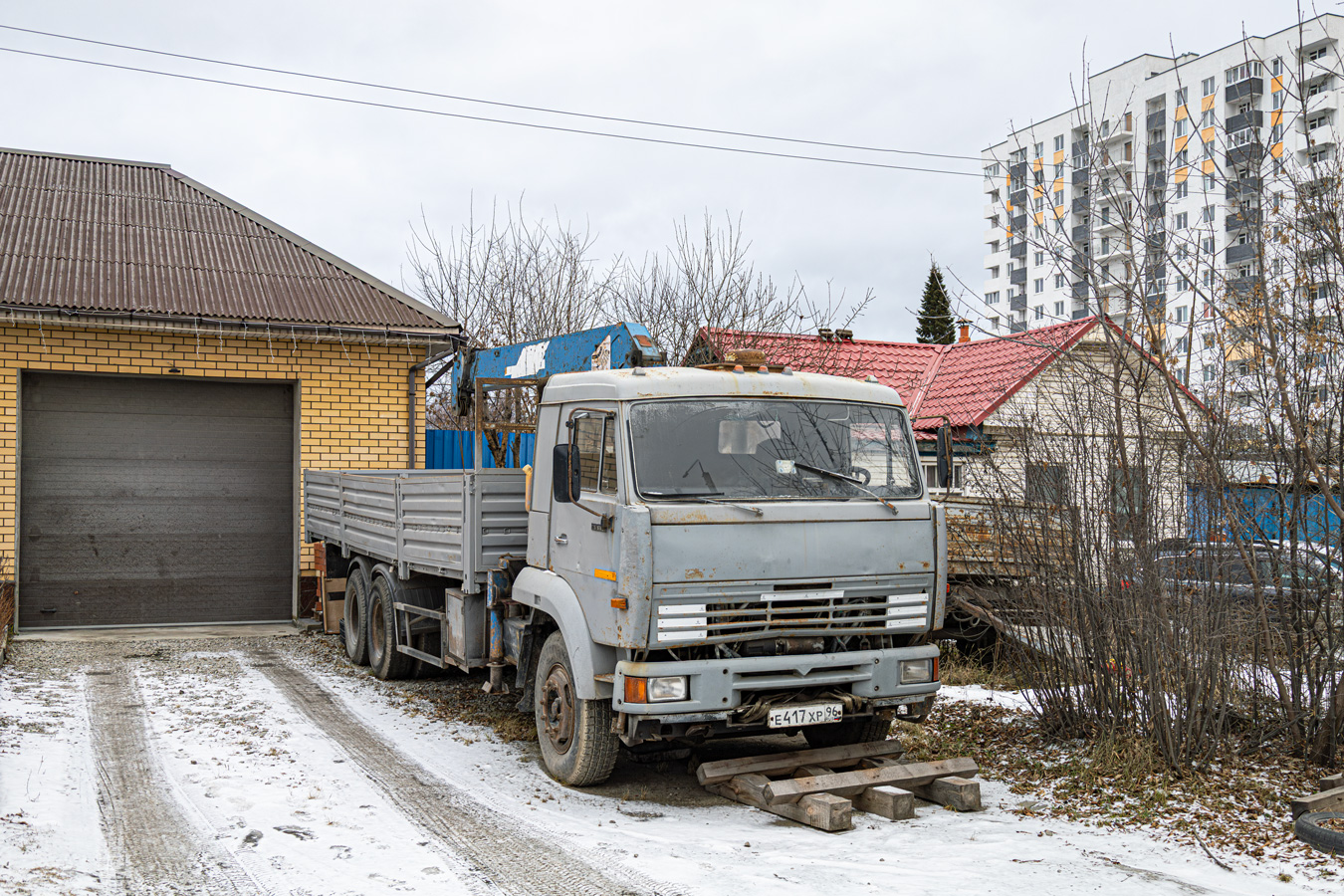 Свердловская область, № Е 417 ХР 96 — КамАЗ-65117 [651170]